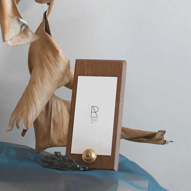 High-grade Walnut Ins QR Code  - Graded Card Display avaliação e preço